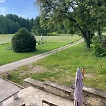 De L'abbaye De L'etanche فيلة Neufchâteau