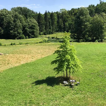 De L'abbaye De L'etanche فيلة