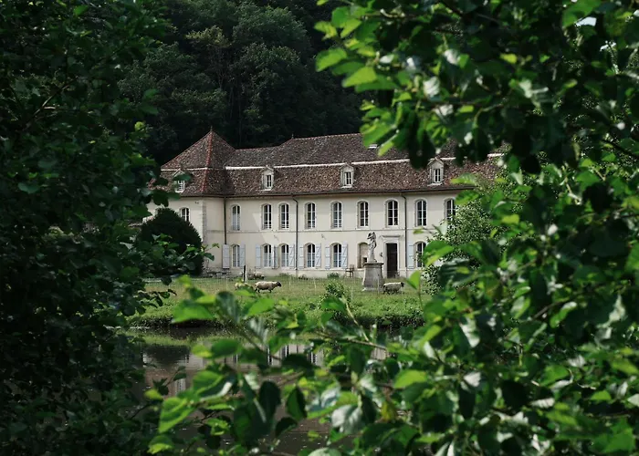 Vila De L'abbaye De L'etanche *